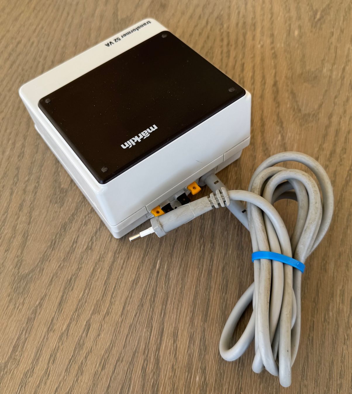Märklin Modellini di ferrovie: Märklin Transformator 6002; 230 V, 52 VA, neuwertig – Usato da St. Moritz venduto da Manu7500 1