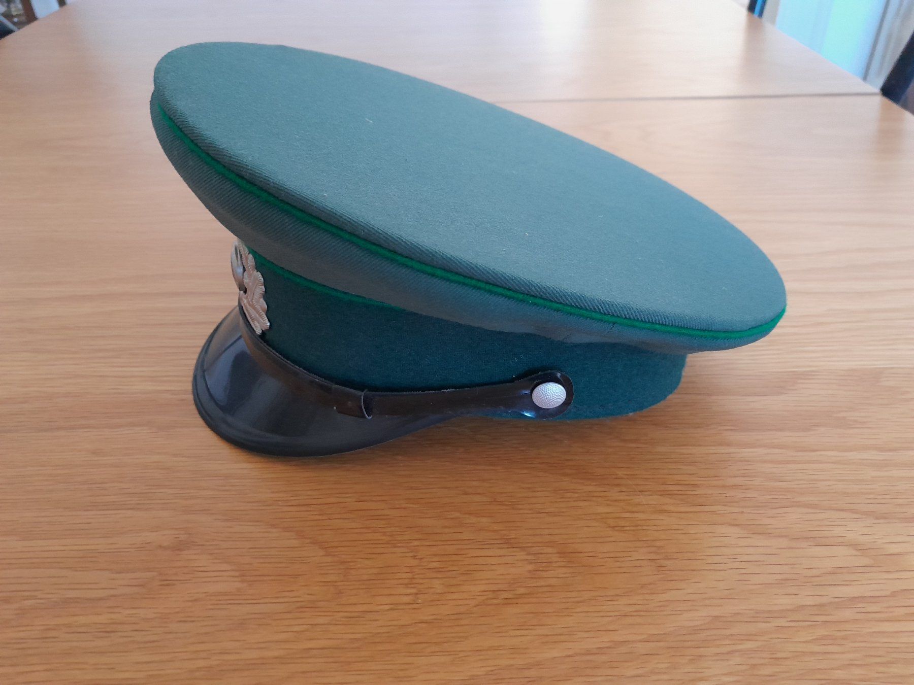 Uniformes: Casquette Volkspolizei RDA – D'occasion à La Chaux-de-Fonds par AntoineKolbl 1
