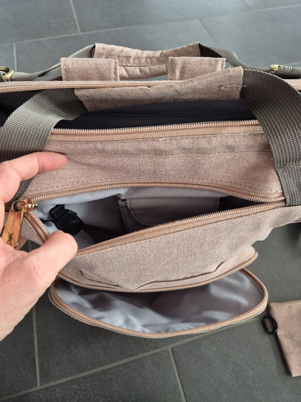 Lässig Borse & Zaini: Neuwertiger Lässig Wickelrucksack – Nuovo (secondo la descrizione) da Wimmis venduto da hawaiiblume 1