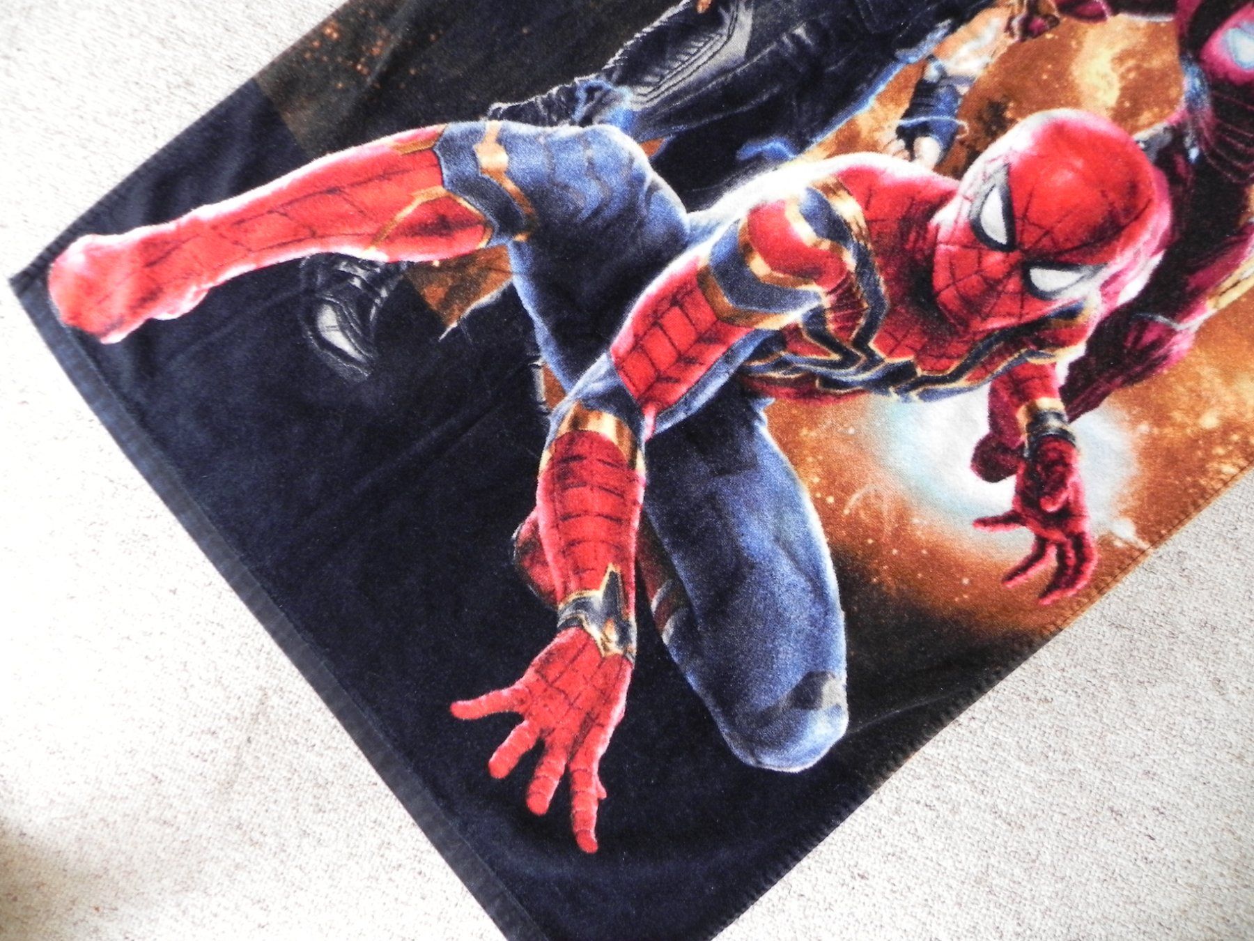 Teli da bagno: Badetuch Strandtuch Avengers Marvel – Usato da Stallikon venduto da pcerny16 2