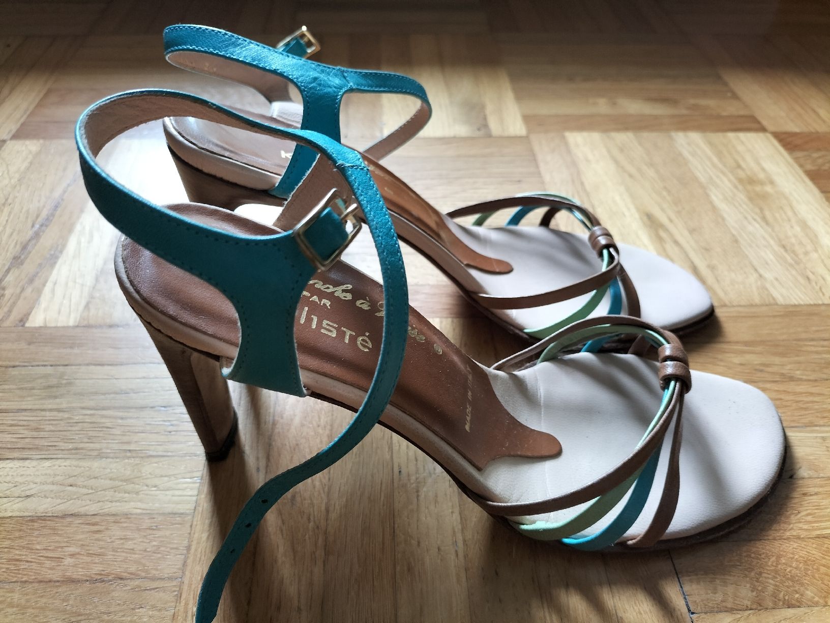 Scarpe da donna: Sandali Kallisté – Usato da Penthalaz venduto da fed_5ypc 1