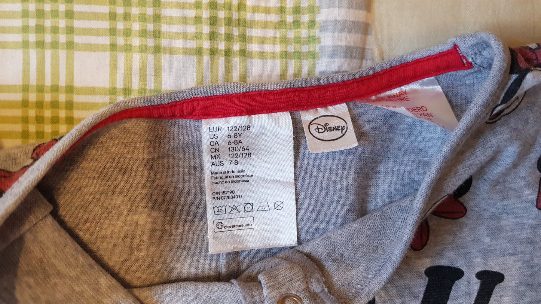 H&M Pyjamas: Mickey/Minnie Mouse Pyjama Gr.122/128 – D'occasion à Luzern par silvermoon12 1