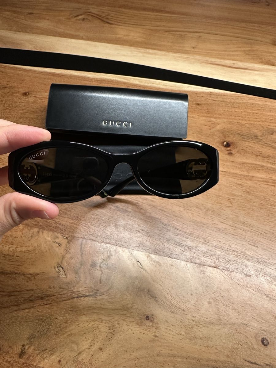 Gucci Lunettes & Verres: Gucci Sonnenbrille  – D'occasion à Neuhausen par ann_t9kn 7