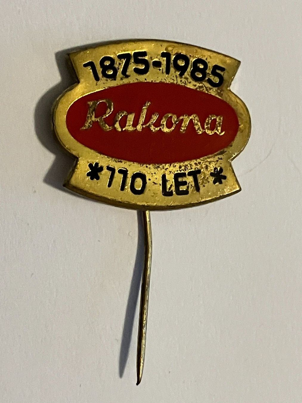 Placchette & Badge: 1 Anstecknadel Rakona – Usato da Basel venduto da djwwpp