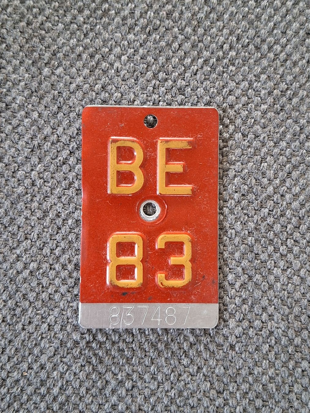 Ecriteaux: Velonummer BE, Bern 83 – D'occasion à Herrenschwanden par banmacabu