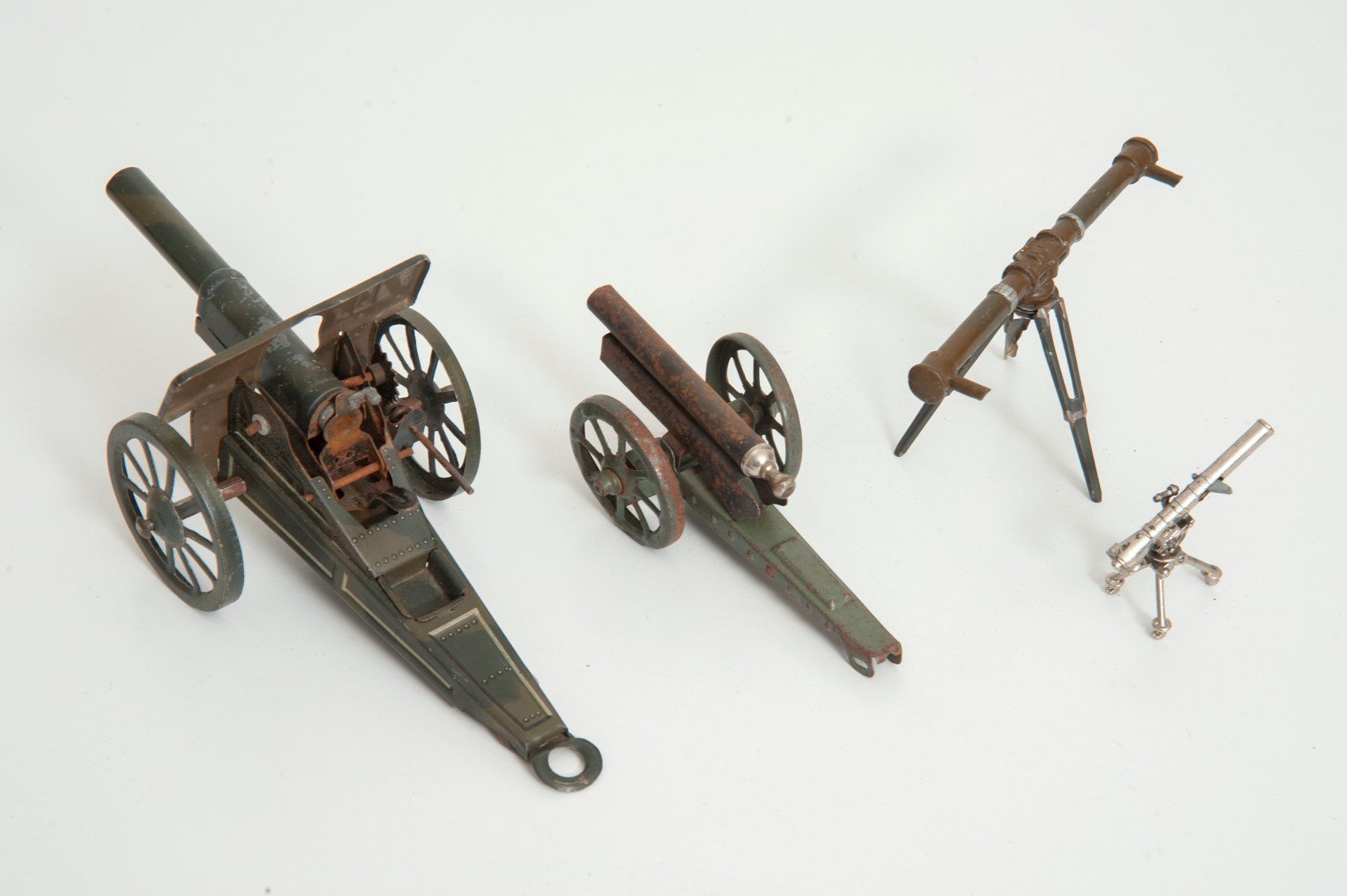 Giocattoli: Canons et chariots militaire – Usato da Lausanne venduto da Phlox02 4