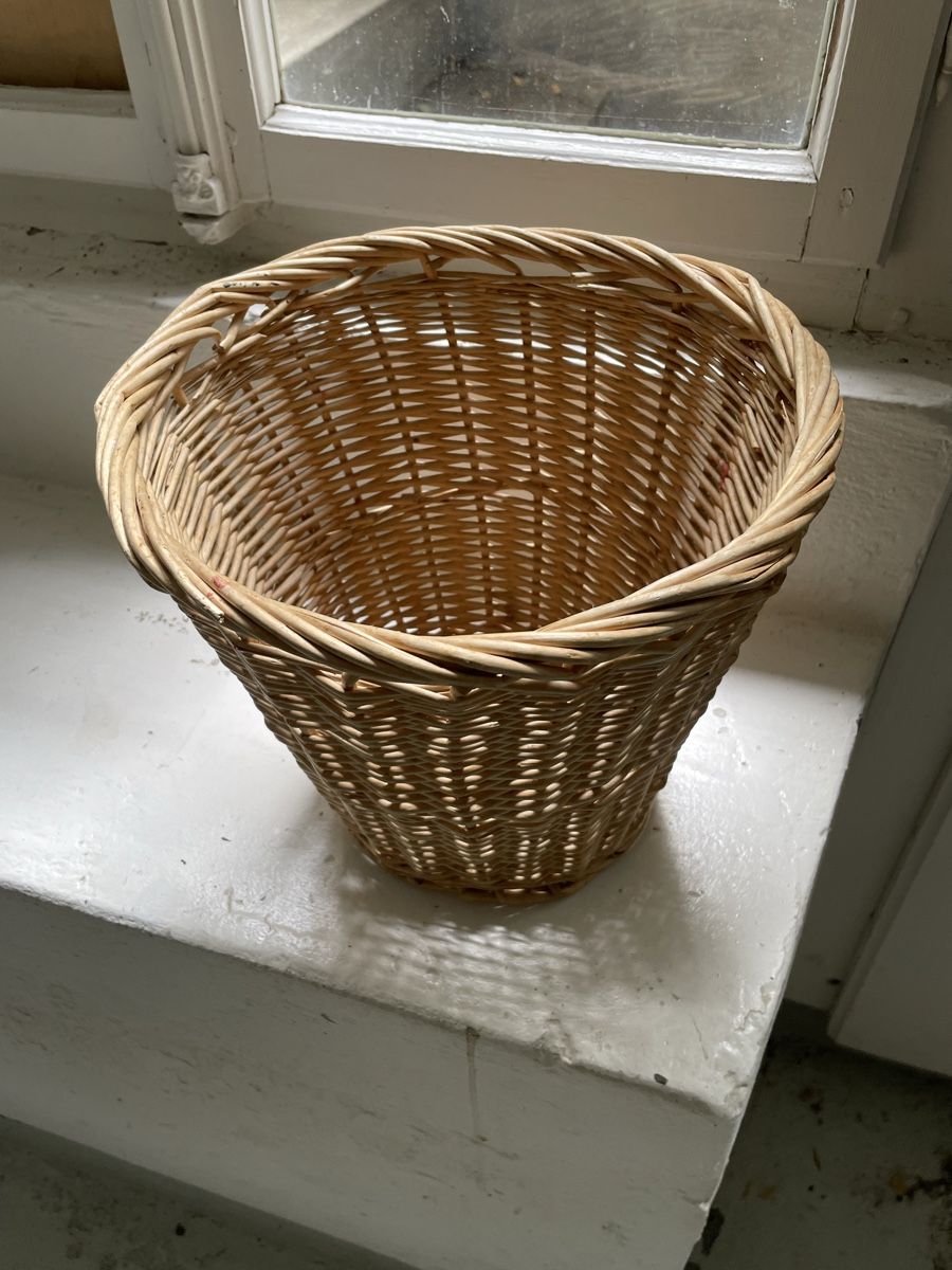 Altro per la casa: Rattankorb/Holzkorb Weidenkorb – Usato da Basel venduto da car_bgg7 1