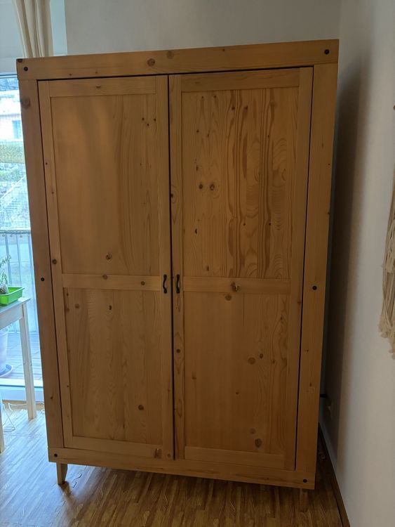 Holzschrank Ikea STRANDA, Kleiderschrank (Gebraucht) in für CHF 1 – nur Abholung auf Ricardo kaufen