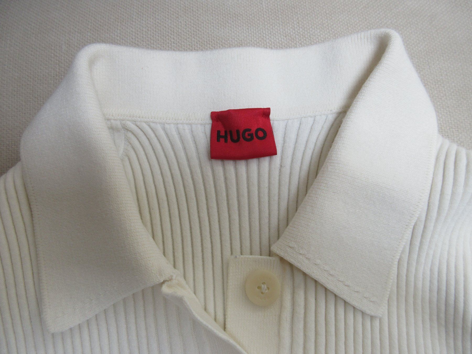 Hugo Boss Magliette Polo: Damen Poloshirt Hugo Boss – Usato da Untereggen venduto da mb_mb