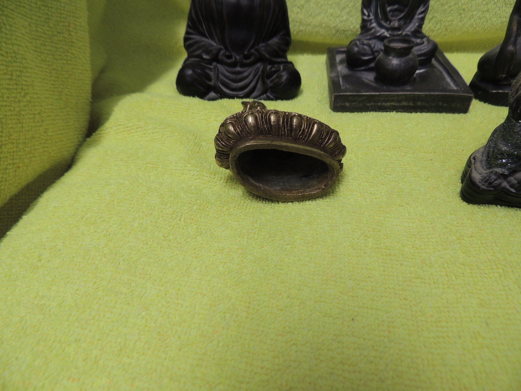 Statuette: Sammlung von 5 Buddha – Usato da Mollis venduto da Hg 2