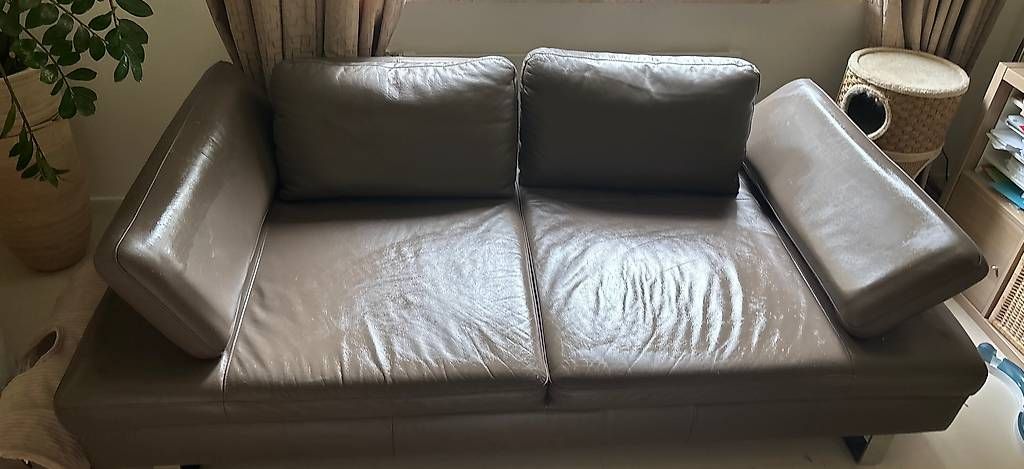 Pfister Divani: Canapé en cuir – Usato da Pully venduto da ama_vdv9 2