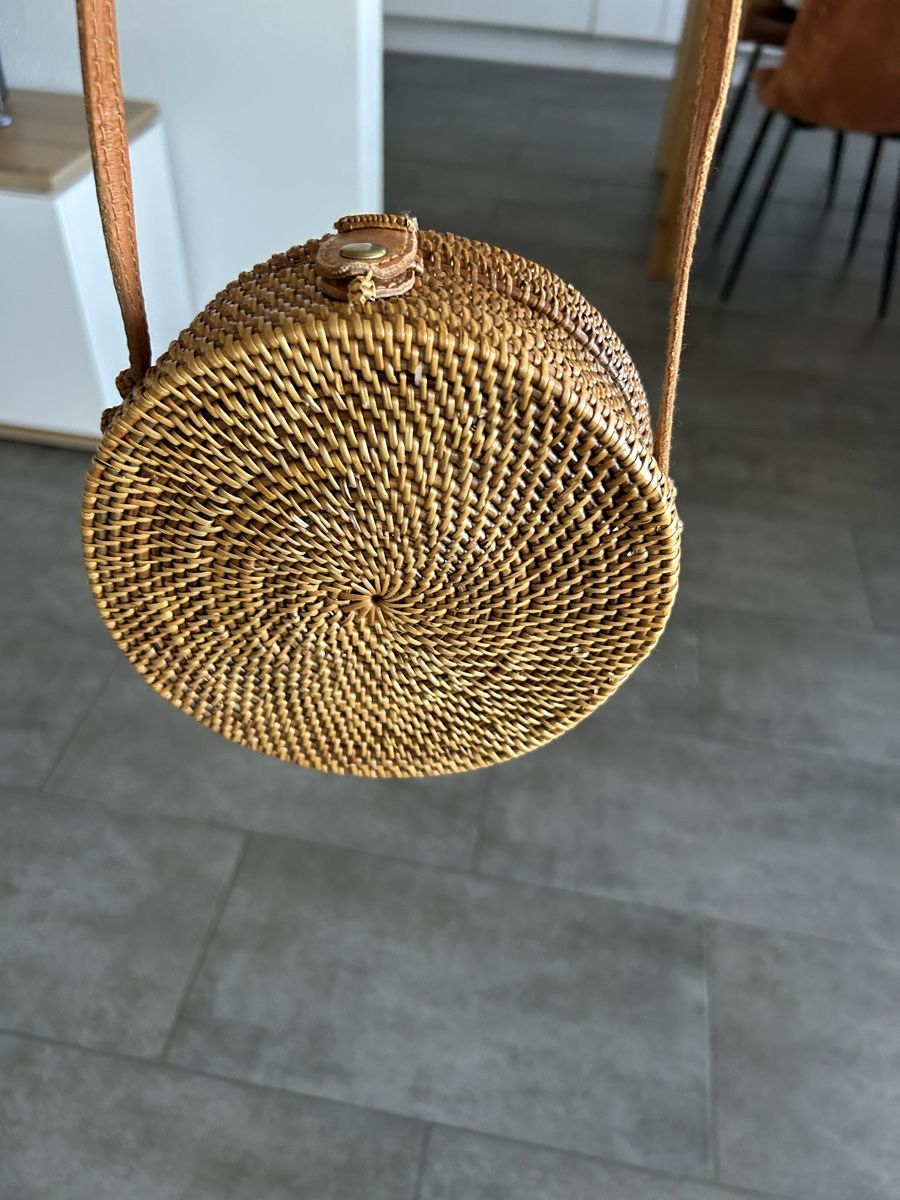 Sonstige Kleidung & Accessoires: Sac rond en rotin – Neu (gemäss Beschreibung) aus Gorgier von hcaroline4 2