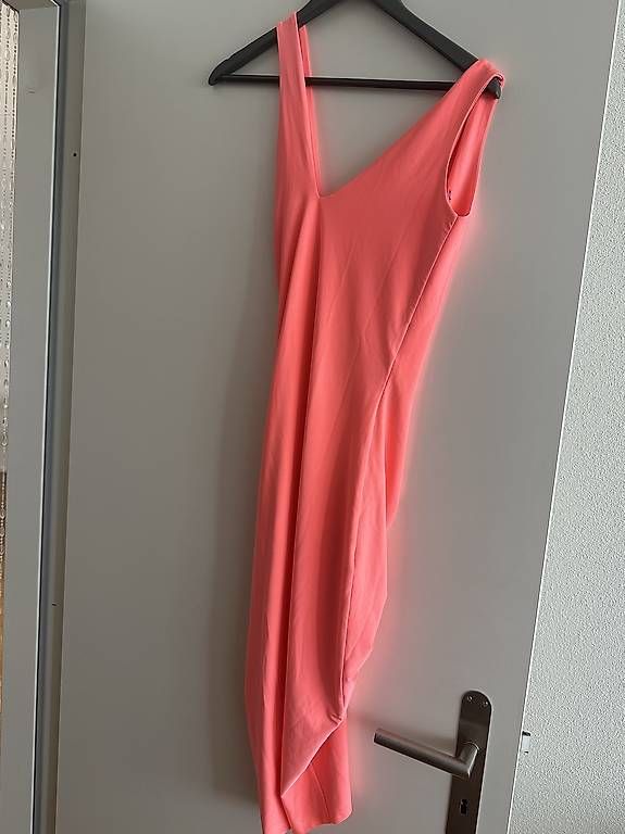 Vestiti: Cocktailkleid – Usato da Zürich venduto da Duki88 3