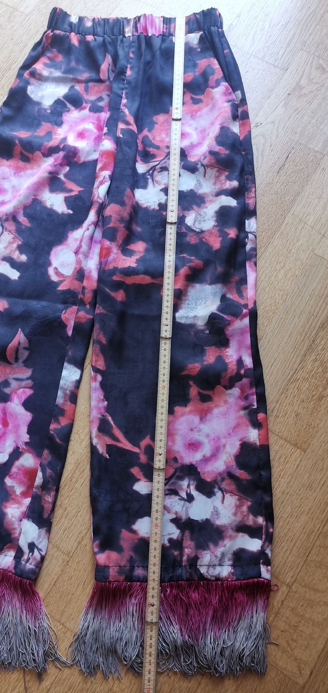 Completi & Tailleur: MSGM Set, Hose und Bluse – Usato da Uerikon venduto da pink_flamingo 5