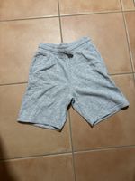 Shorts gris H&M taille 146/152 bon état