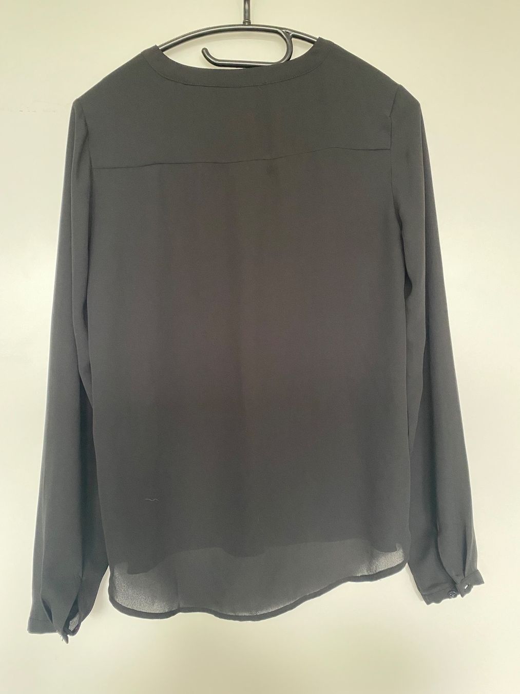 Blusen: Bluse schwarz xs – Gebraucht aus Herrenschwanden von Cate67 2