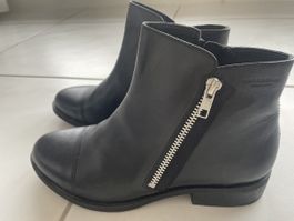 Stiefeletten/ Schuhe 37  / Vagabondo