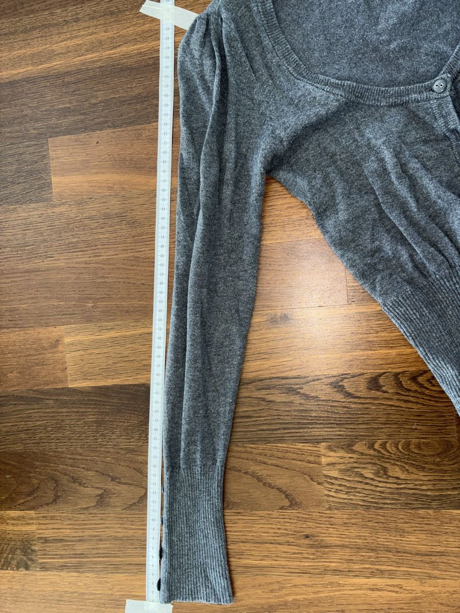 C&A Vestes: Strickjacke Damen Grau Grösse S – D'occasion à Dübendorf par ani_xht5 2