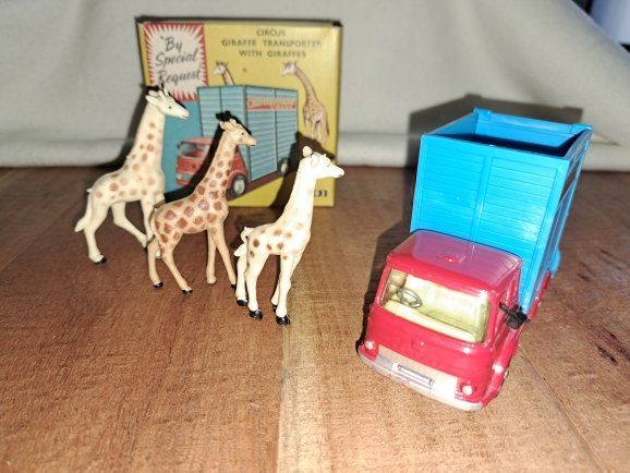 Corgi Toys Modellini d'auto: Corgi Toys no. 503/Chipperfields Giraffe Transporter mit OVP – Usato da Niederrohrdorf venduto da _Mr.NiceGuy_