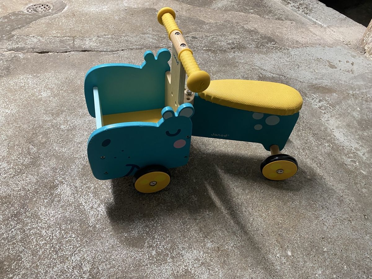 Janod Giocattoli: Rutscher Nilpferd - Indoor Bobycar – Usato da Gelterkinden venduto da Naemi9