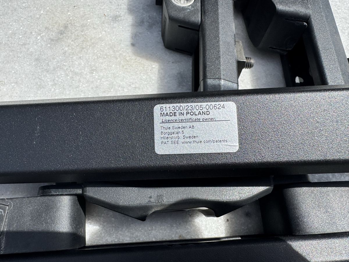 Thule Portapacchi: Thule Caprock Crossbar Kit  – Usato da Bremgarten b. Bern venduto da Fusum 2