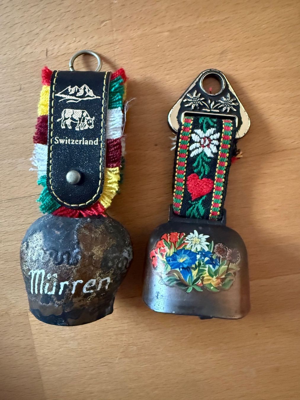 Glocken & Treicheln: 2  kleine  Glocken  Glocke – Gebraucht aus Subingen von ArtBead