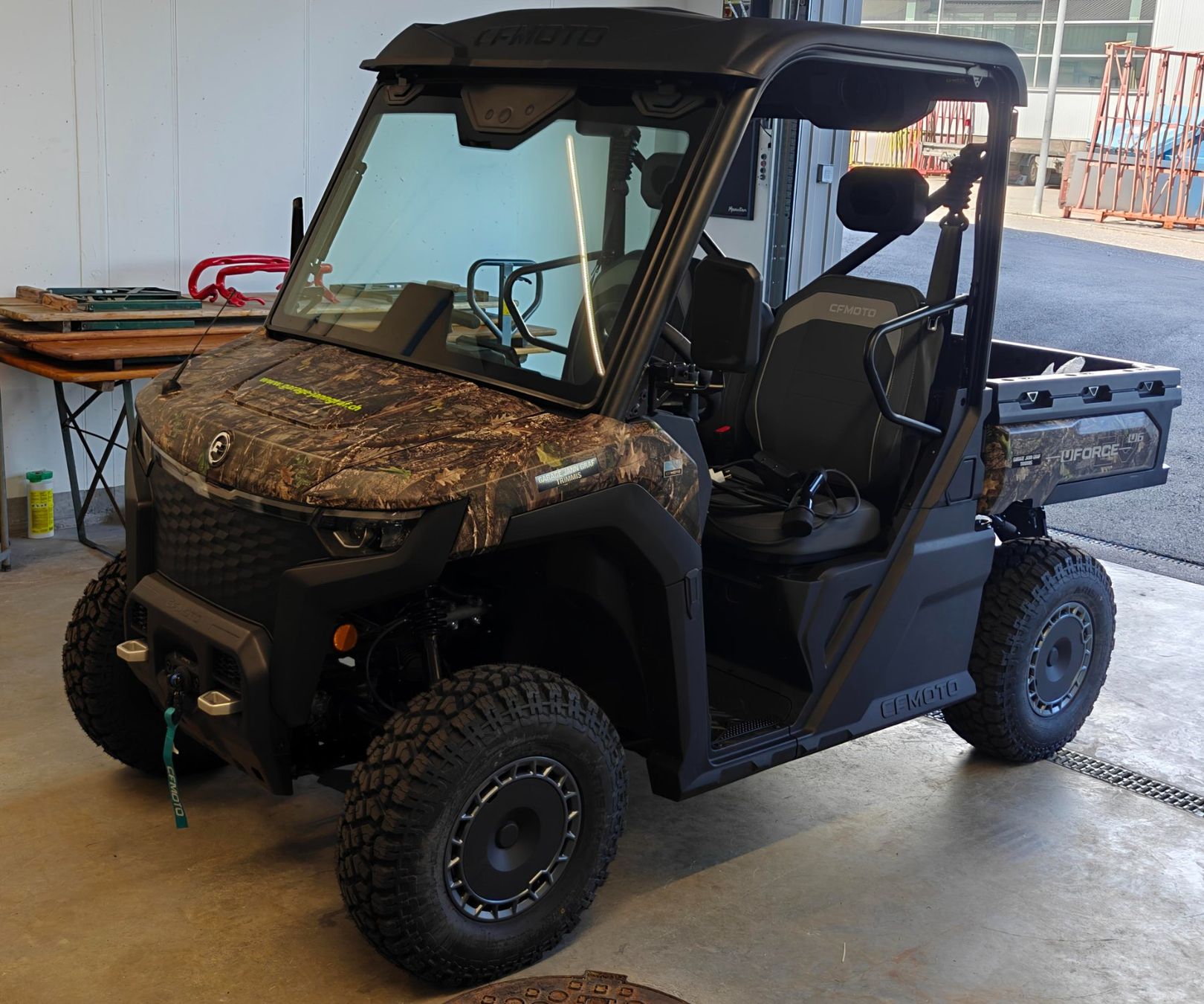 Cf Moto ATVs / Quads: CF Moto U6 EV ELEKTRO – Neu (gemäss Beschreibung) aus Trimmis von 0004 2