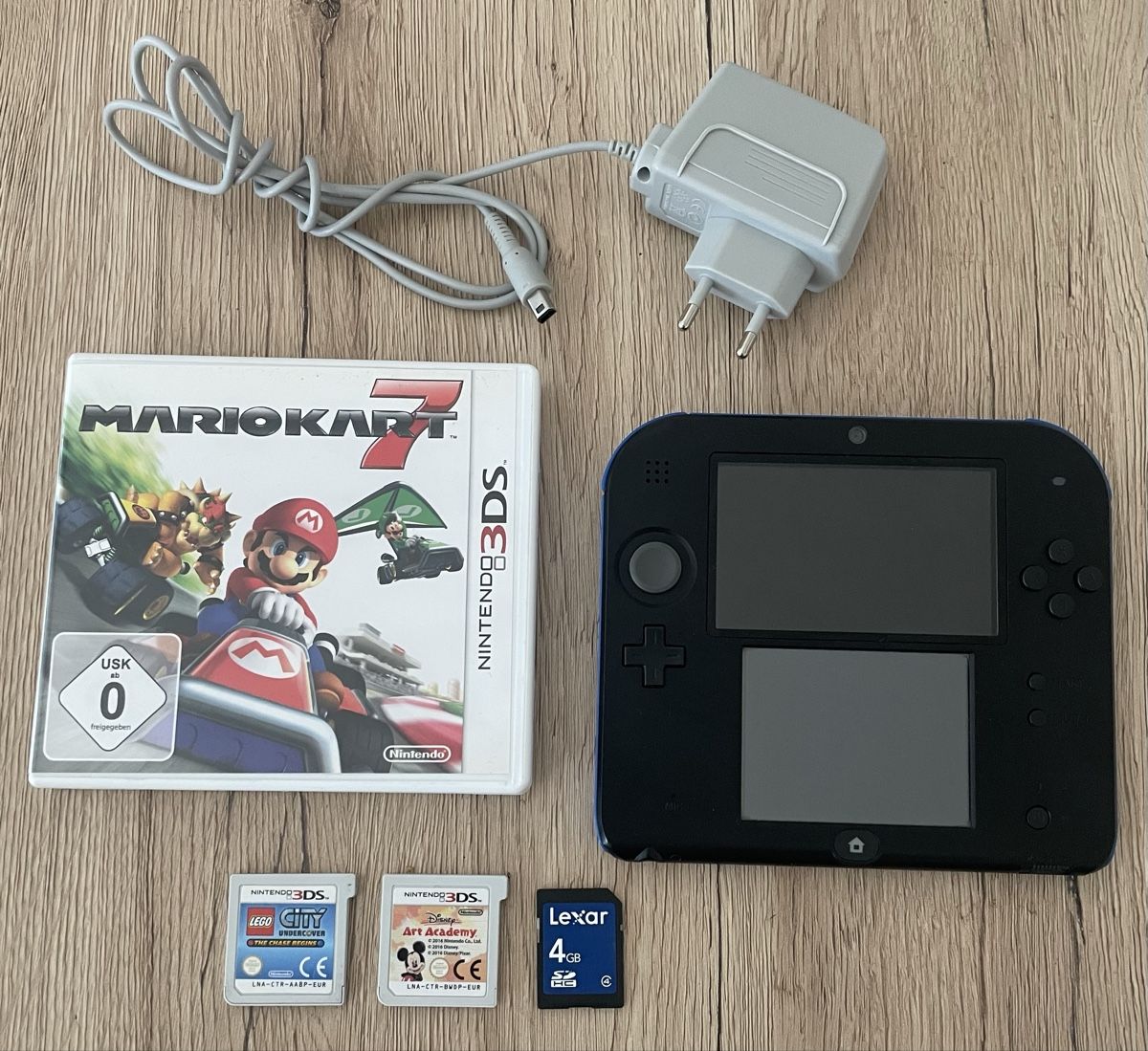 Nintendo Console: NINTENDO 3 DS mit SPIELE – Usato da Plons venduto da wartauchris