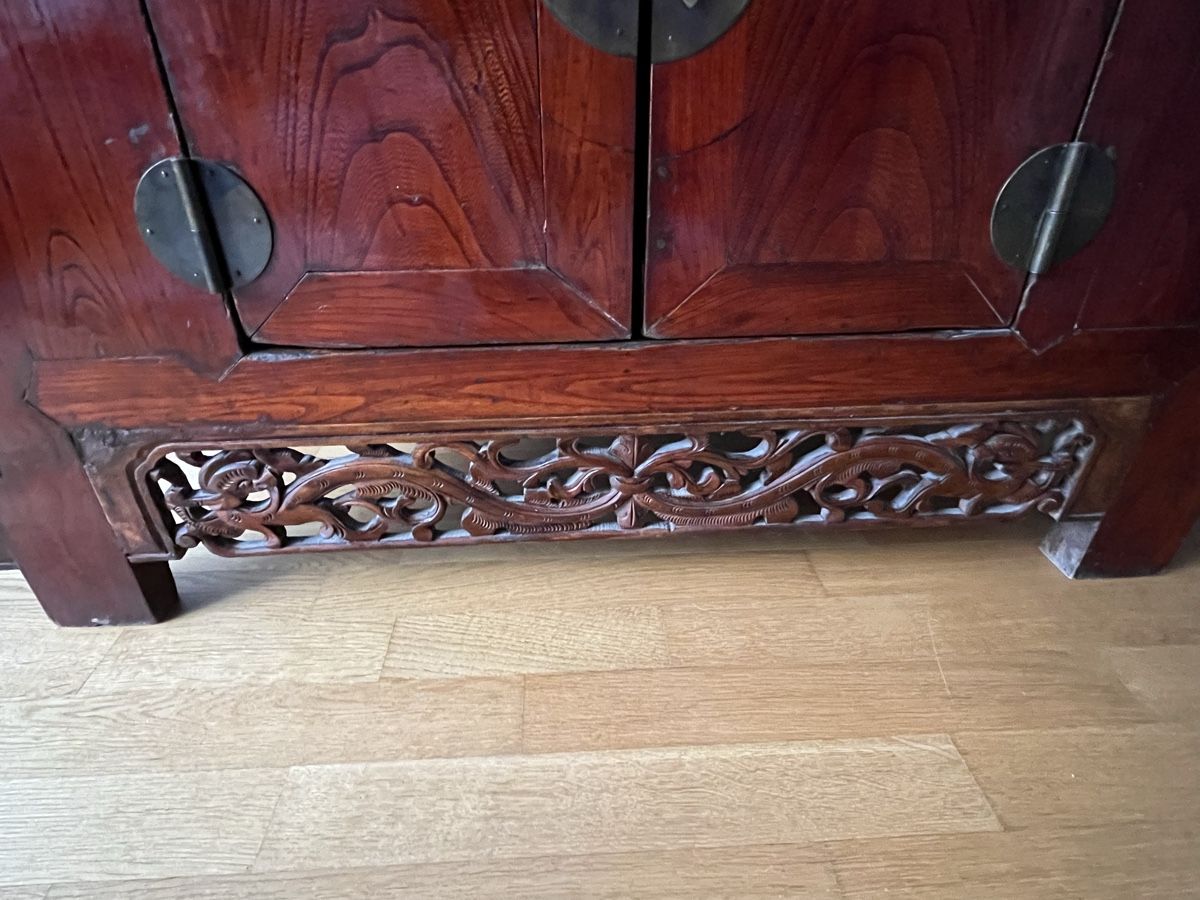 Commodes: Chinesisches Sideboard mit Startpreis CHF 1.00 – D'occasion à Wädenswil par Vollwertig 5