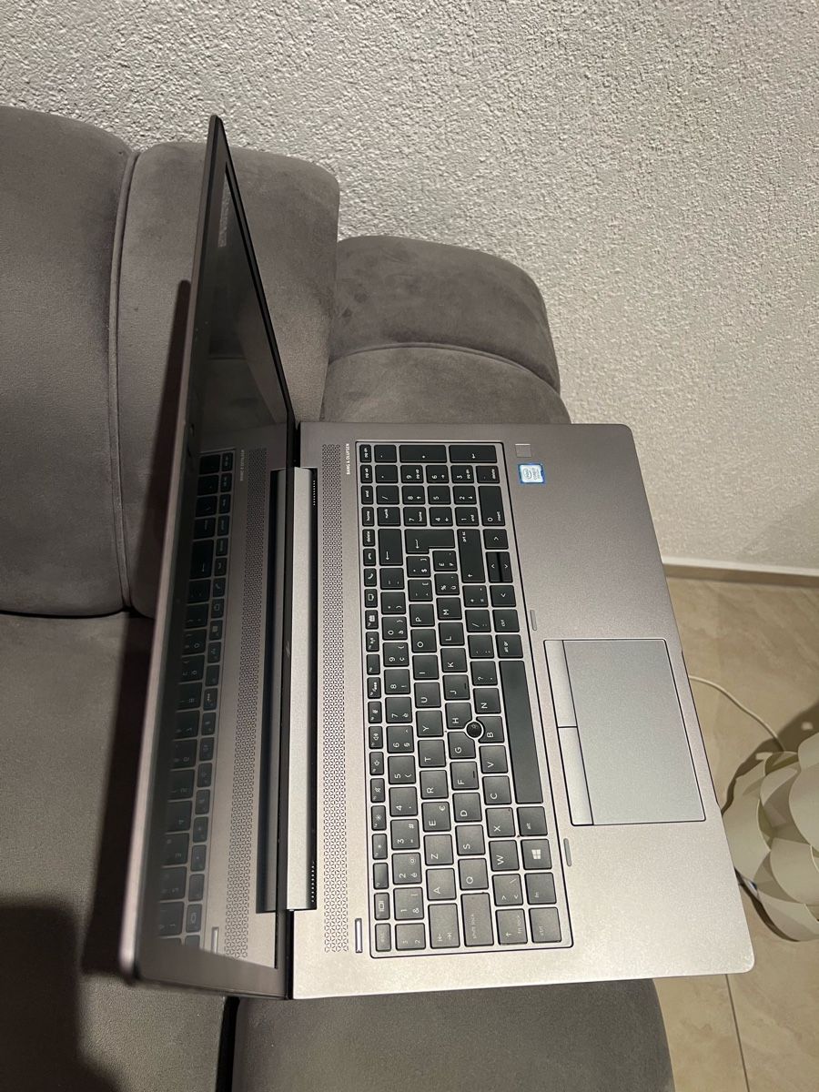 Hewlett Packard Notebook: HP Zbook 15u G5 – Nuovo (secondo la descrizione) da Reinach AG venduto da Noar.K 3