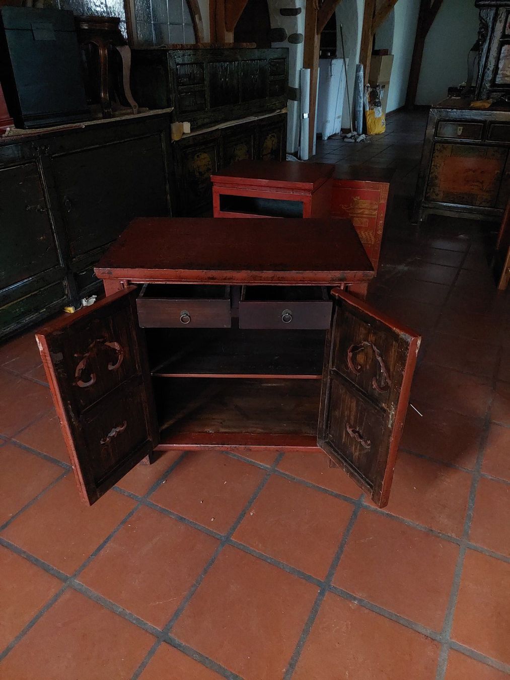 Cassettiere: Asiatische Kommode rustikal mit Patina – Nuovo (secondo la descrizione) da Cham venduto da mjg1901 1