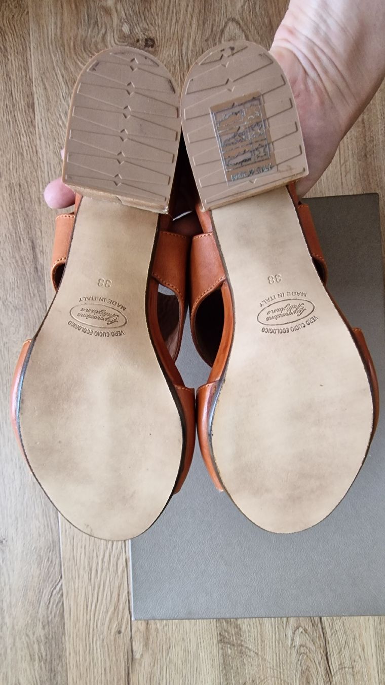 Scarpe da donna: Braune Leder Sandalen Gr. 38 – Nuovo e nell'imballaggio originale da Mönchaltorf venduto da nzhuravel 5