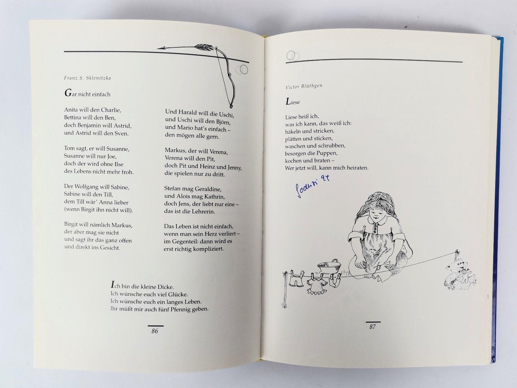 Libri: Buch Kinderzeit im Festtagskleid – Usato da Schaffhausen venduto da Restwert_SH 7