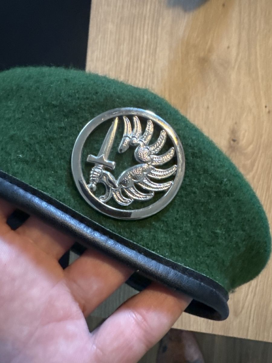 Uniformi: Beret vert Légion Étrangère 2e REP taille 57 – Usato da La Chaux-de-Fonds venduto da tes_w9kf 2