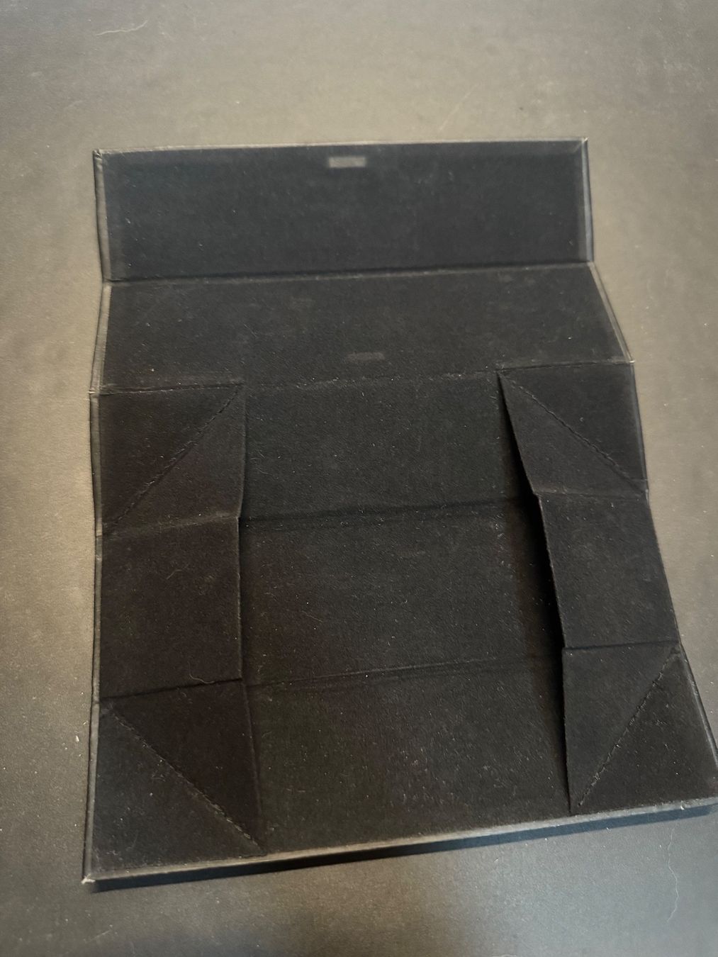 Sonstige Kleidung & Accessoires: Edles Brillenetui, faltbar, schwarz – Gebraucht aus Herisau von XenonSniper 2