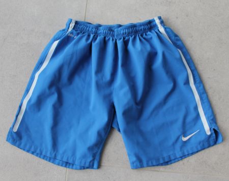 Short ADIDAS taille M