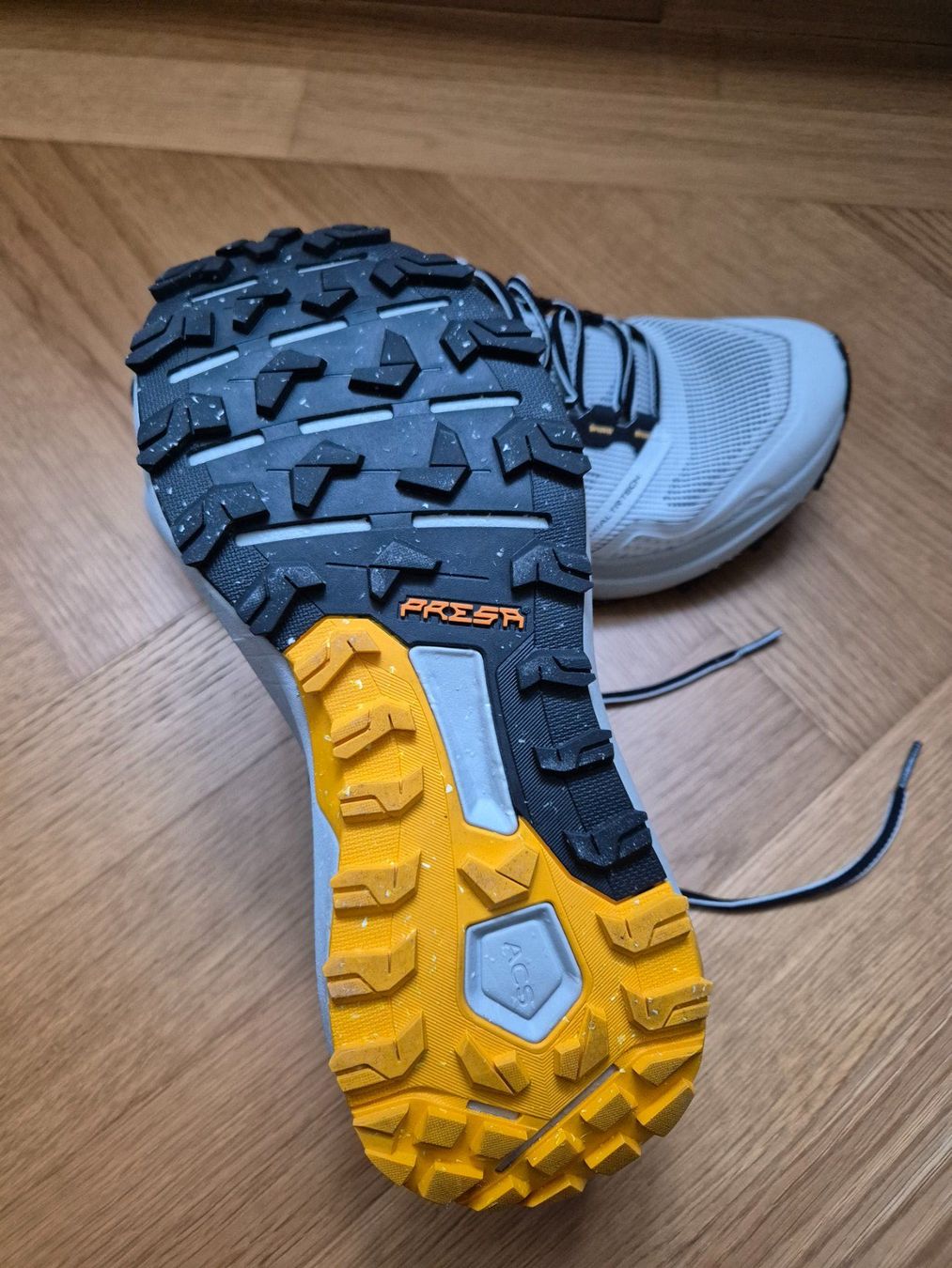Scarpa Scarpe da donna: Scarpa "Spin Planet" Trailrunningschuhe - NEU! – Nuovo (secondo la descrizione) da Zürich venduto da LeSoleil121 4