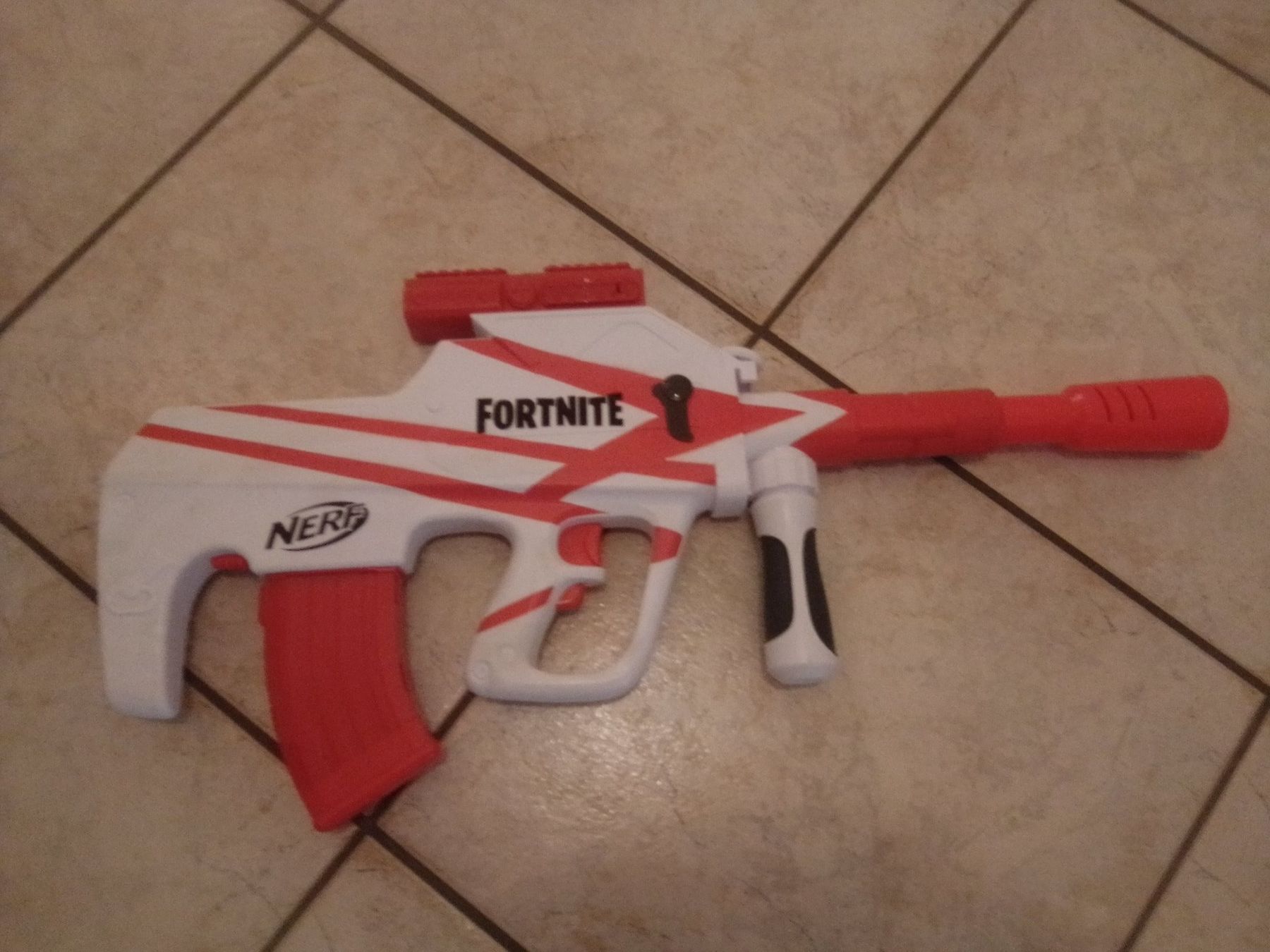 Nerf Spielzeuge: Nerf Fortnite B-AR (defekt) – Gebraucht aus Oftringen von mwi_kv82