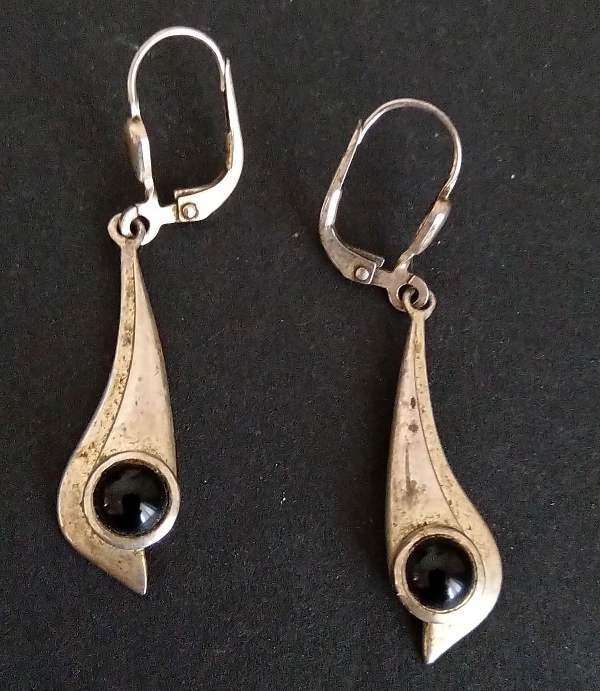 Ohrringe & -stecker: OHRRINGE MIT ONYX IN SILBER 925 – Gebraucht aus Romanshorn von BoutiqueA