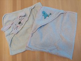 2 Baby Badetücher mit Kapuze