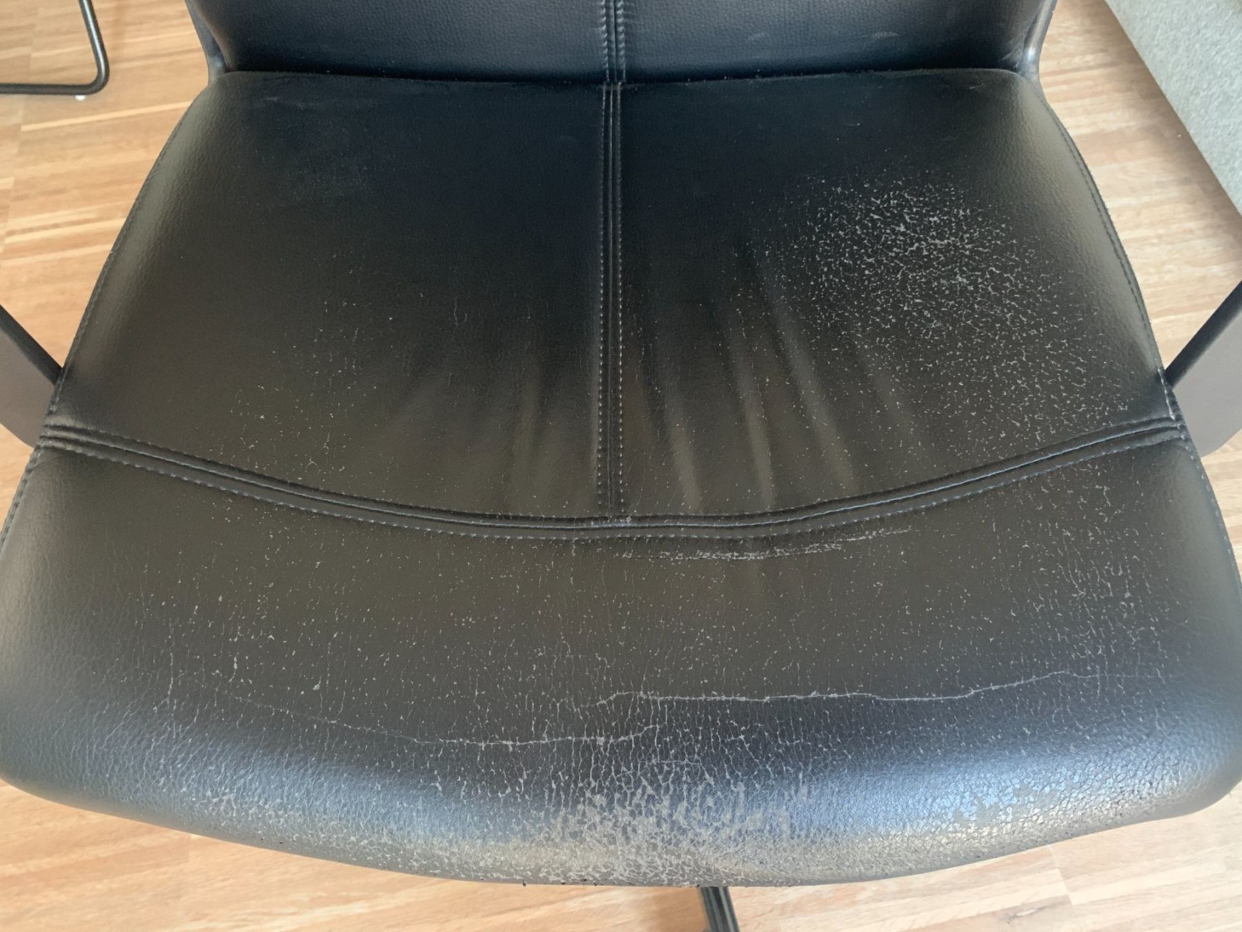 Ikea Sessel: Bürosessel Malcolm Schwarz – Gebraucht aus Embrach von has_8lm8 1