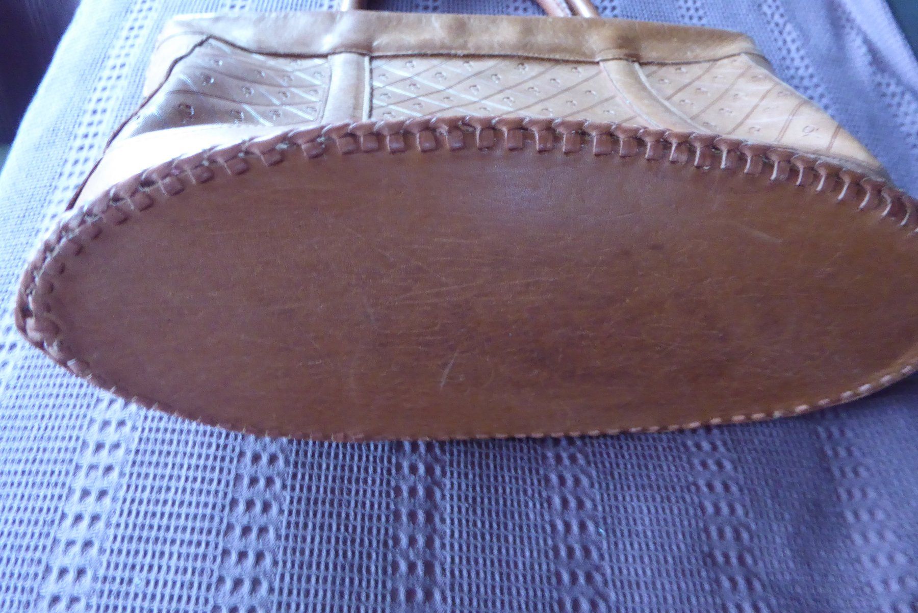 Taschen für Damen: Vintage Leder Handtasche – Gebraucht aus Sargans von Benziner 3