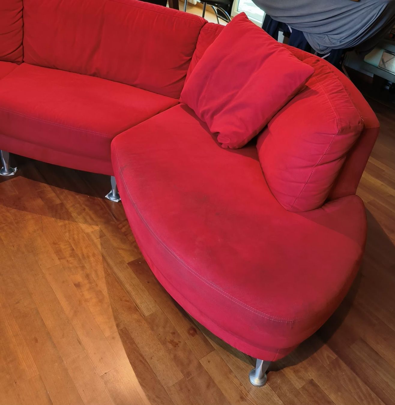 Sofas: Ecksofa rot mit Hocker gebraucht – Gebraucht aus Rohrmatt von AdrianaBo 2