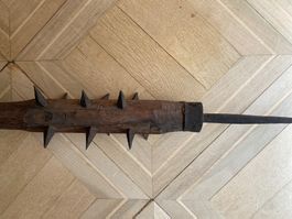Antike Stangenwaffe / Morgenstern aus Holz und Metall