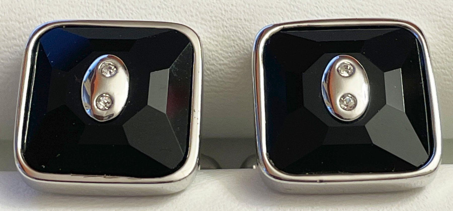 Swarovski Gemelli: Manschettenknöpfe von Swarovski – Usato da Chur venduto da elifor