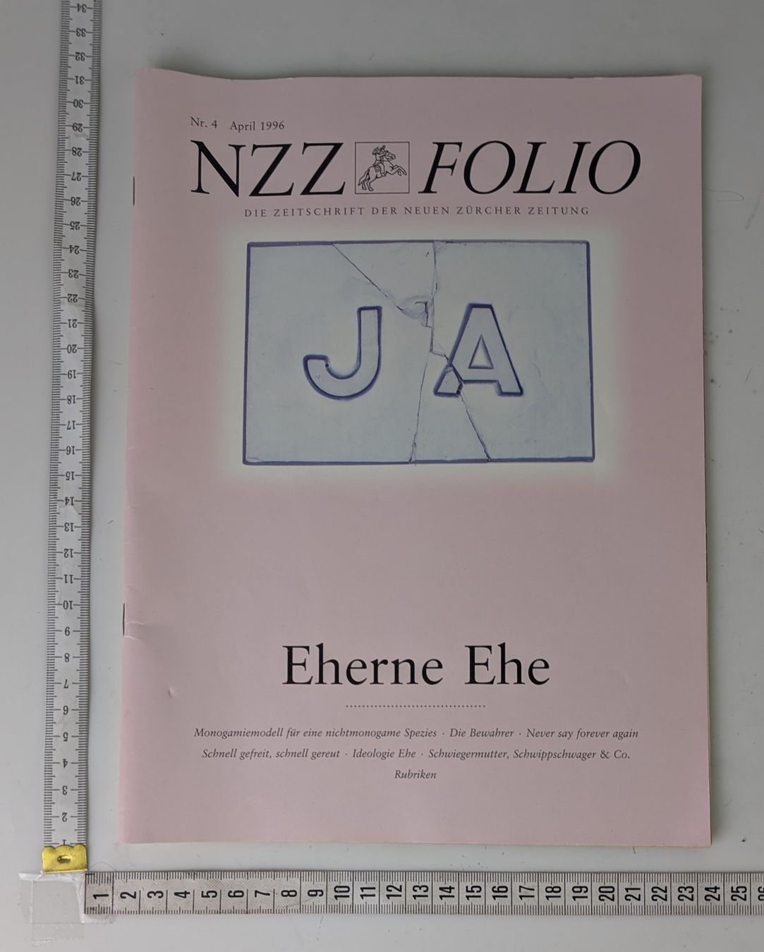 Zeitschriften & Magazine: NZZ Folio Nr. 4 April 1996 - Eherne Ehe – Gebraucht aus Zürich von axolottchen