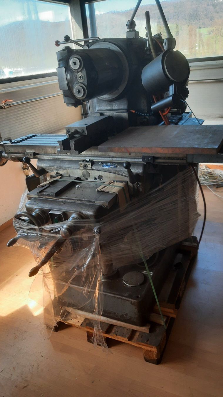 Schaublin Tutte le macchine: Fraiseuse, tours 102, Presses – Usato da Montsevelier venduto da lachatfred 4