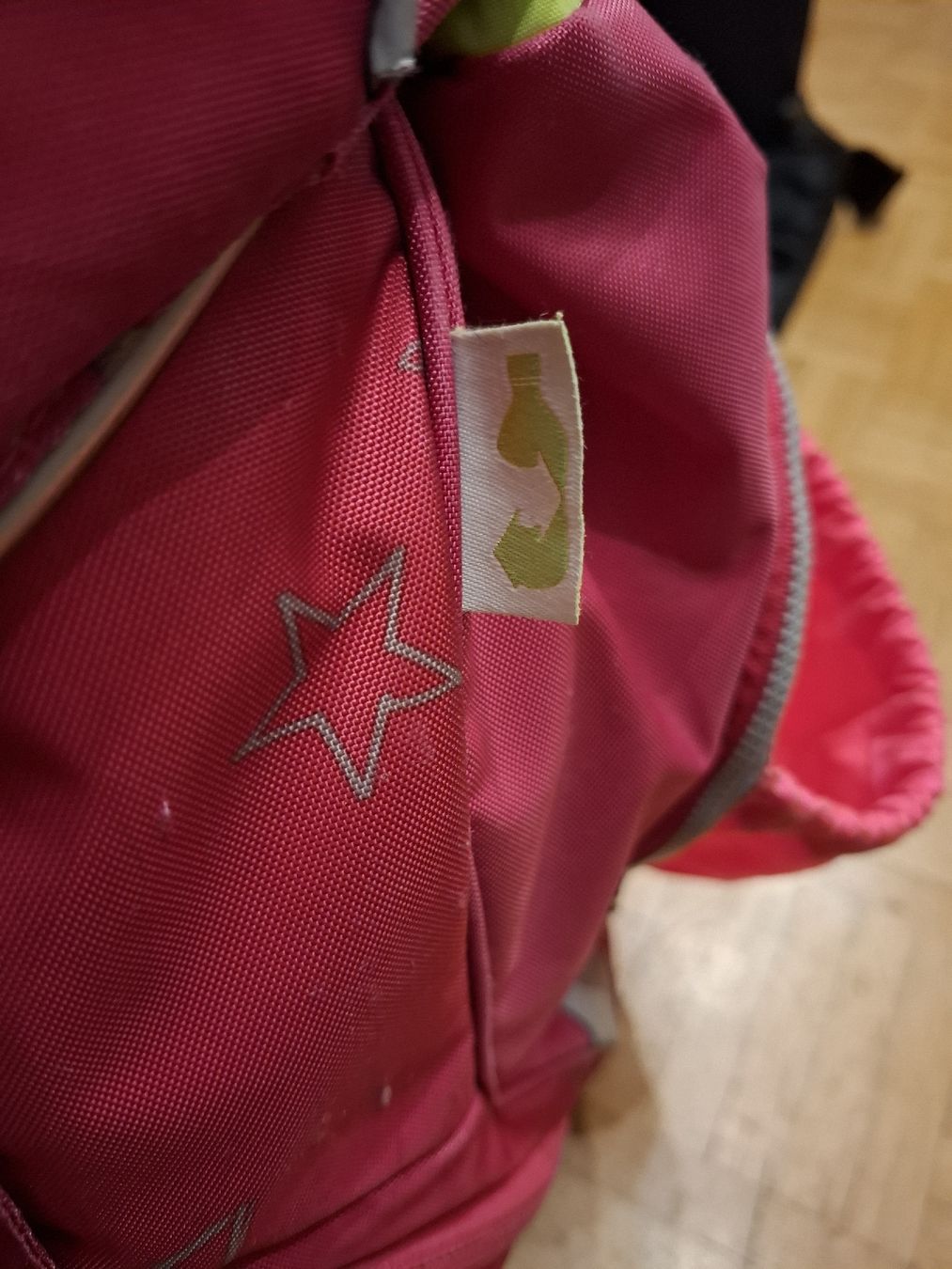 Ergobag Borse & Zaini: Ergobag Pack CinBärella Schulrucksack Set Pink mit Zubehör – Usato da Rombach venduto da Circlelove 2