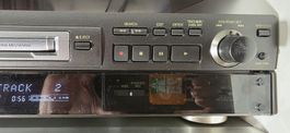 Minidisc Deck Technics SJ-MD100 avec tlécommande.