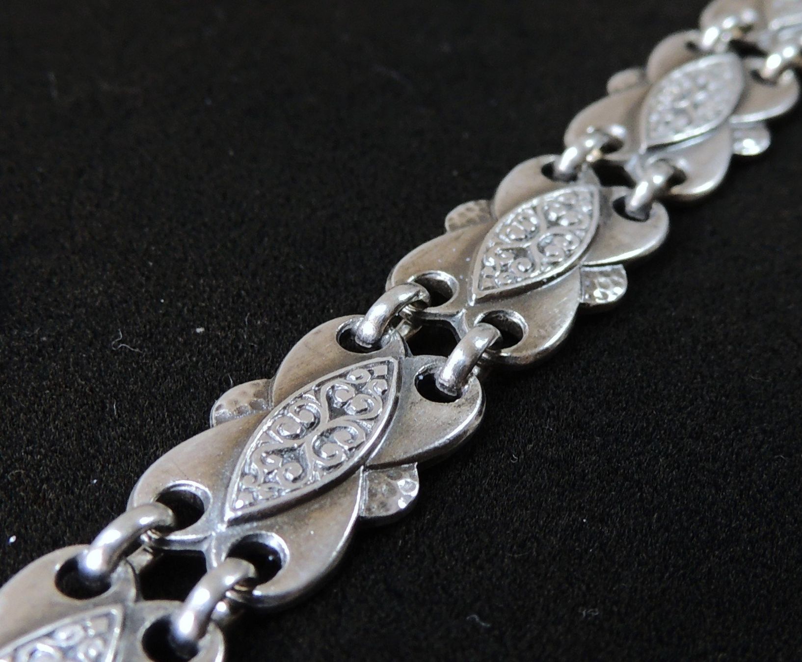 Armbänder & -reifen: Silber 800 Armband 50er Jahre – Gebraucht aus Waldenburg von schaller707 1